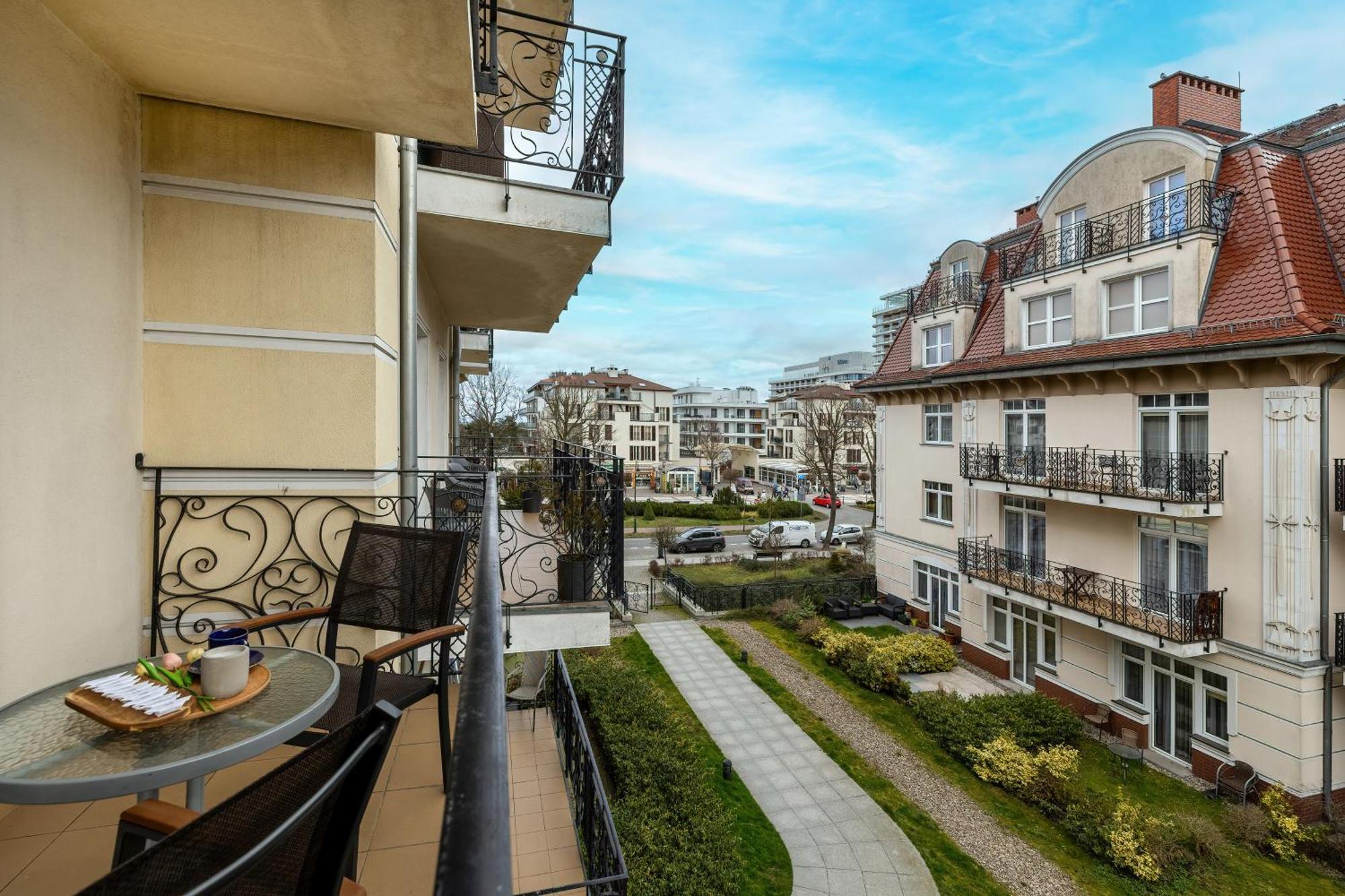 Apartamenty Trzy Korony By Noclegi Renters Swinoujscie Dış mekan fotoğraf